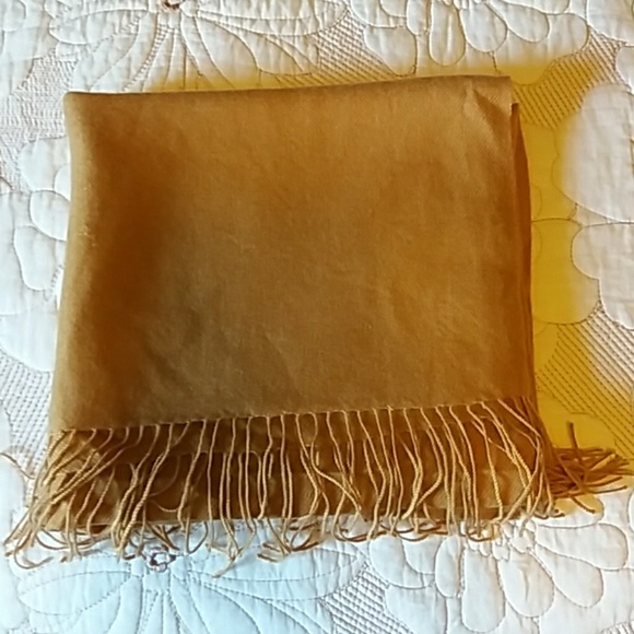 unknown Accessories - 100% cashmere pashmina